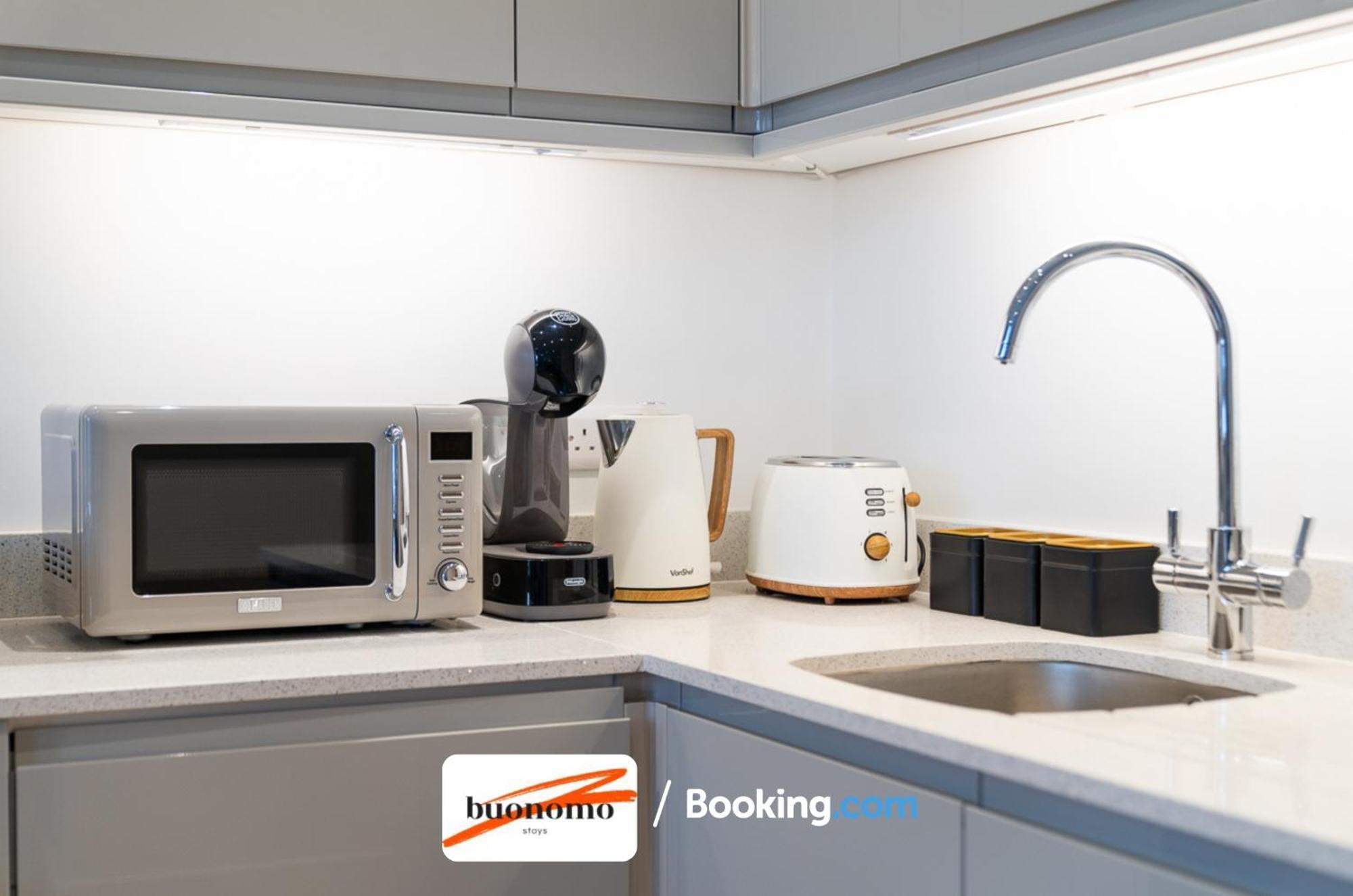 Two Bedroom Apartment At Buonomo Stays Short Lets & Serviced Accommodation Close To Wimbledon Tennis Courts London Exteriör bild