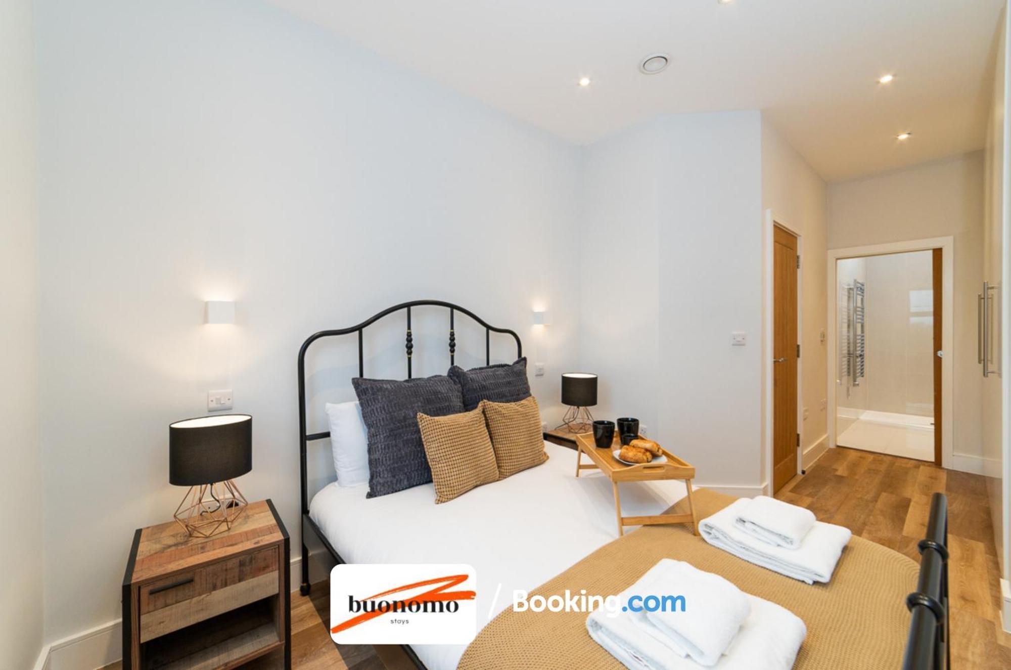 Two Bedroom Apartment At Buonomo Stays Short Lets & Serviced Accommodation Close To Wimbledon Tennis Courts London Exteriör bild