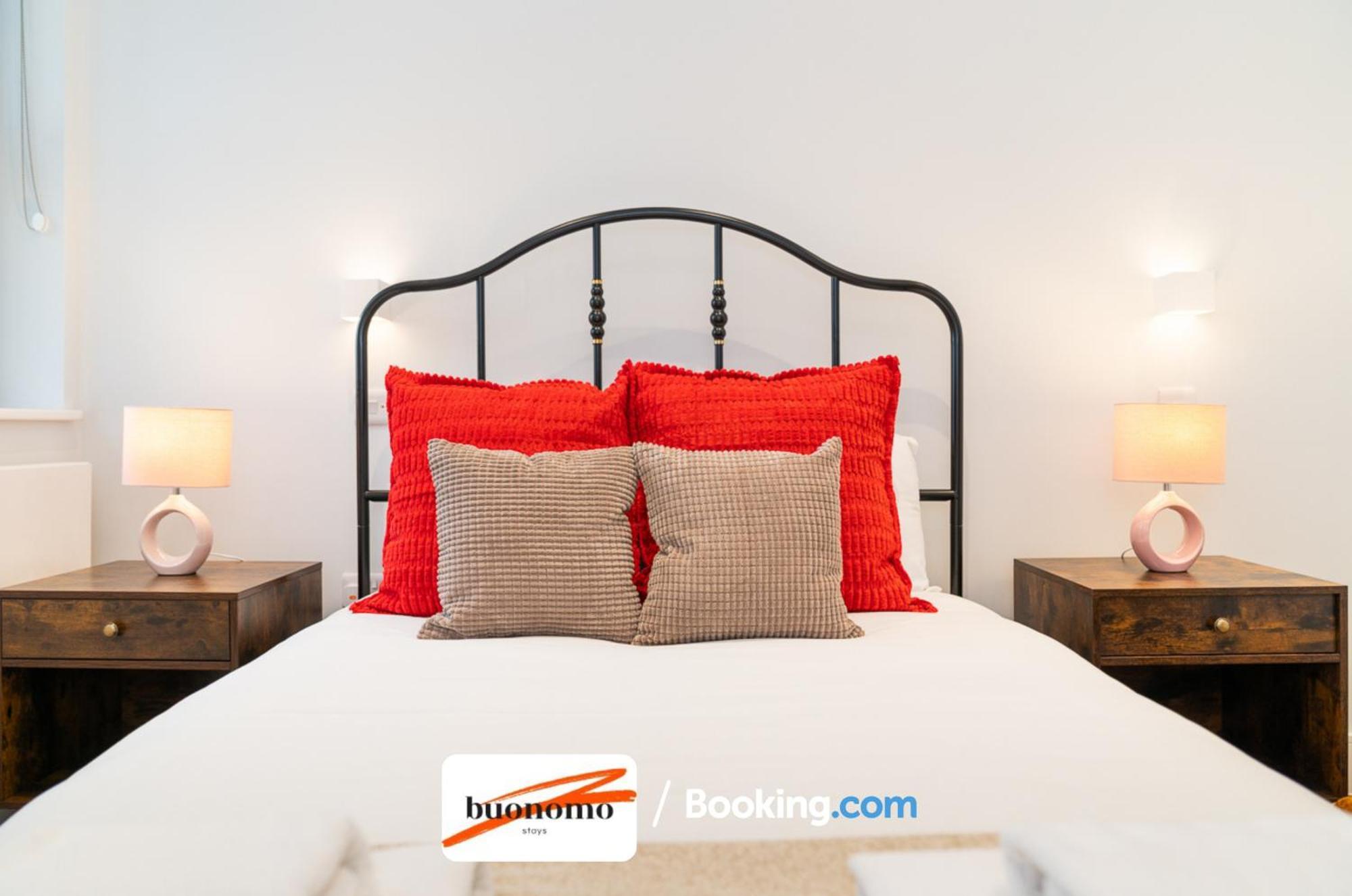 Two Bedroom Apartment At Buonomo Stays Short Lets & Serviced Accommodation Close To Wimbledon Tennis Courts London Exteriör bild