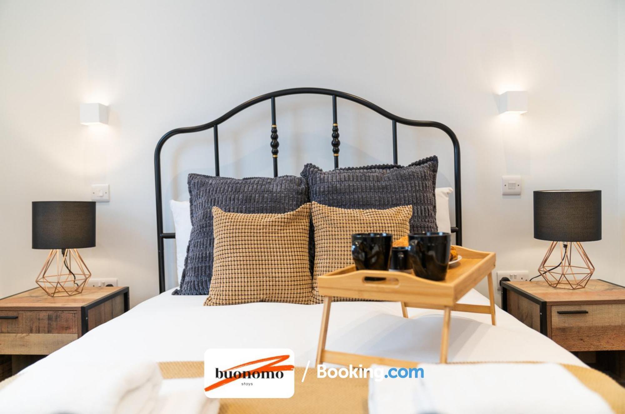 Two Bedroom Apartment At Buonomo Stays Short Lets & Serviced Accommodation Close To Wimbledon Tennis Courts London Exteriör bild